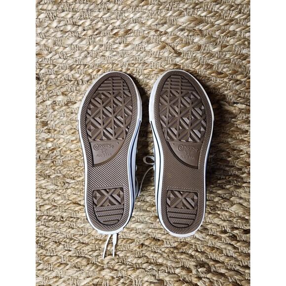 CONVERSE COATED SILVER GLITTER CHUCK TAYLOR ALL STAR KIDS Size 2 Hi Top - Picture 11 of 11